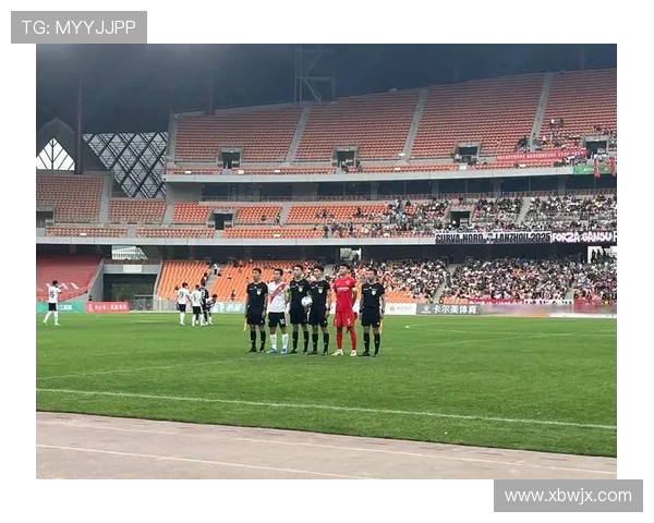 杭州足球队战术揭秘:从进攻到防守的全景分析与实践探索