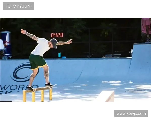 重庆滑板队在世界滑板锦标赛中以90分领先积分榜，展现强劲实力